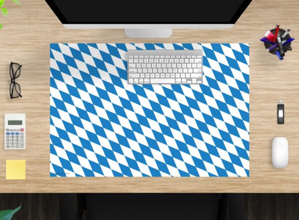 Schreibtischunterlage - Flagge Bayern - aus Vinyl