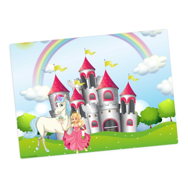 Märchenschloss mit Einhorn und Prinzessin