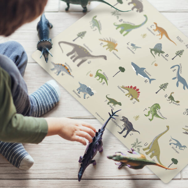 Dinosaurier ABC Schreibtischunterlage für Kinder – Alphabet lernen mit Dinosauriern von A bis Z – Bild 3
